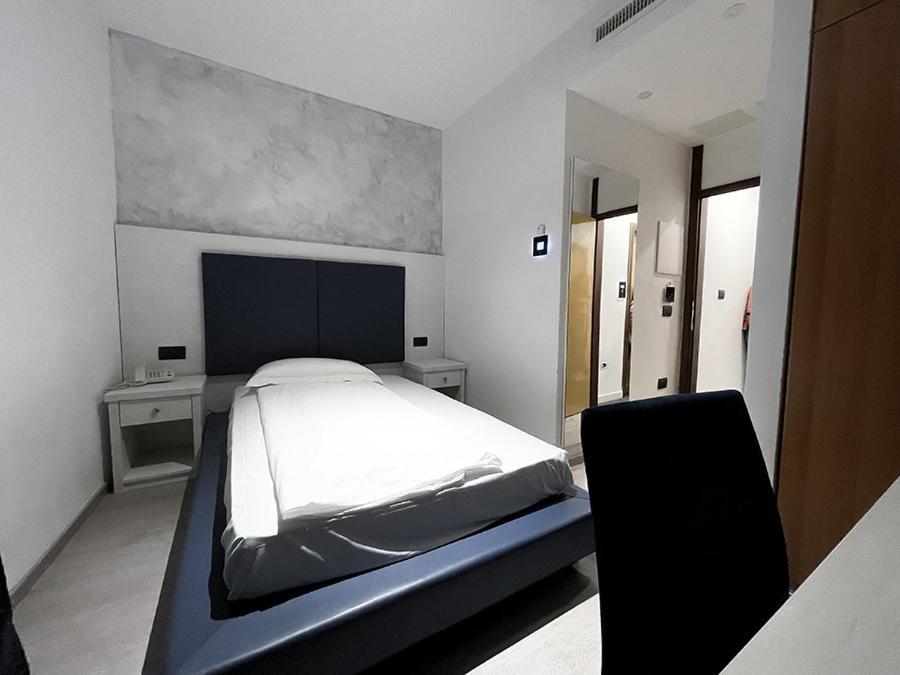 Hotel De Nac Torbole Sul Garda Exterior foto